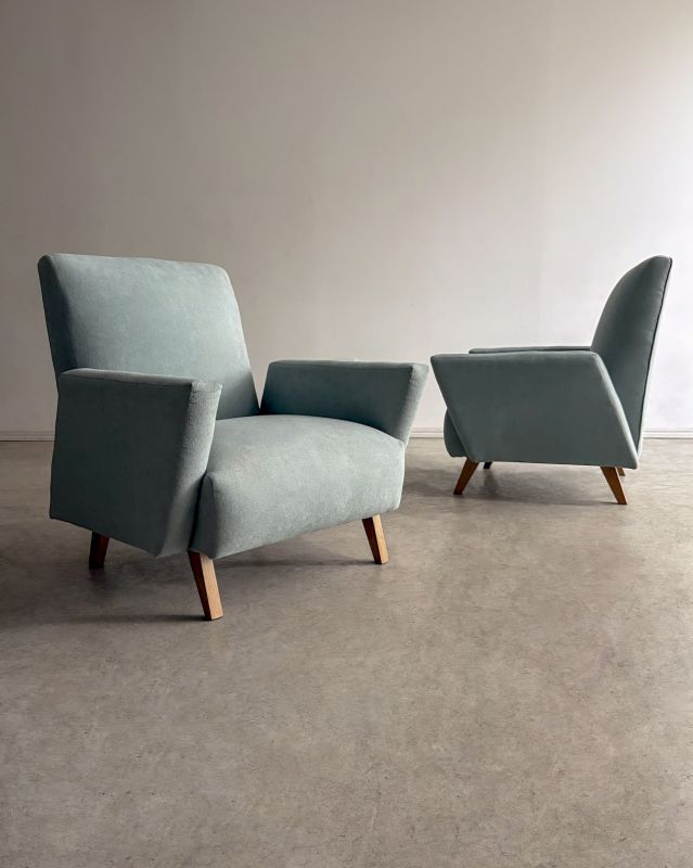 Par De Poltronas Brancas com Selo Original