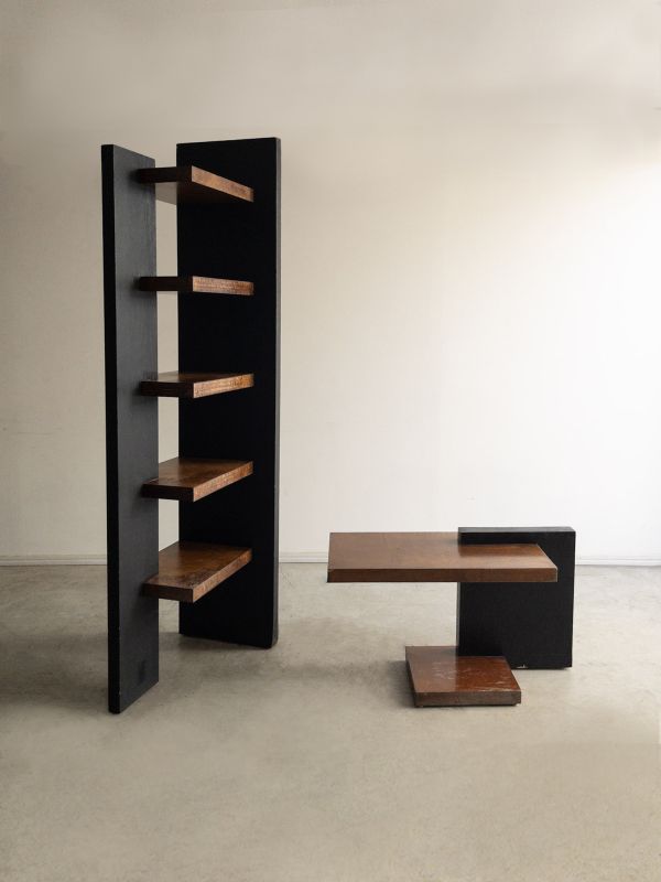 Mesa Lateral 'Construtivista'