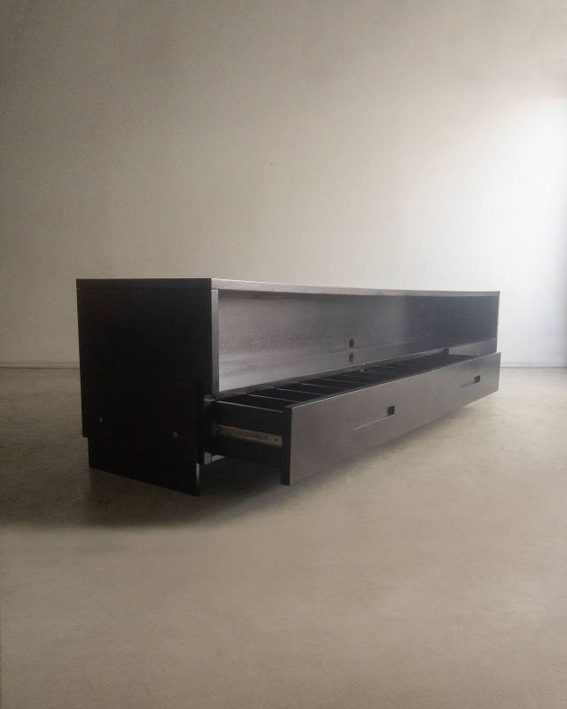 Rack Ebanizado com Gavetas