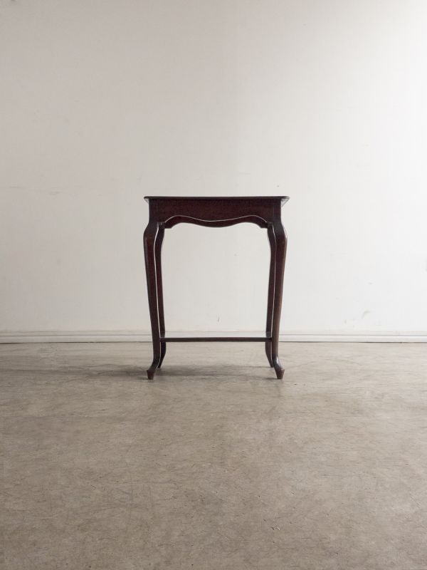 Mesa Lateral Alemã Mesa Lateral Alemã