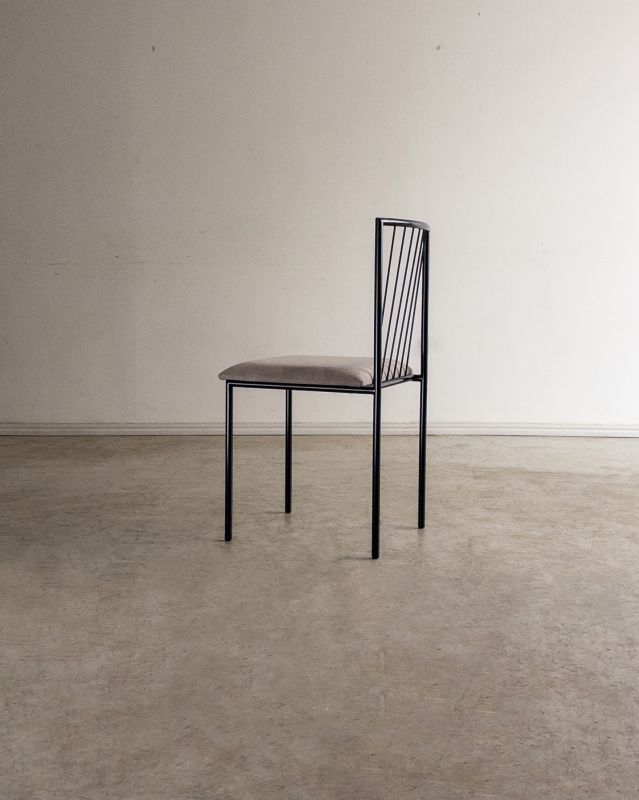 Conjunto de Dez Cadeiras em Ferro Tubular