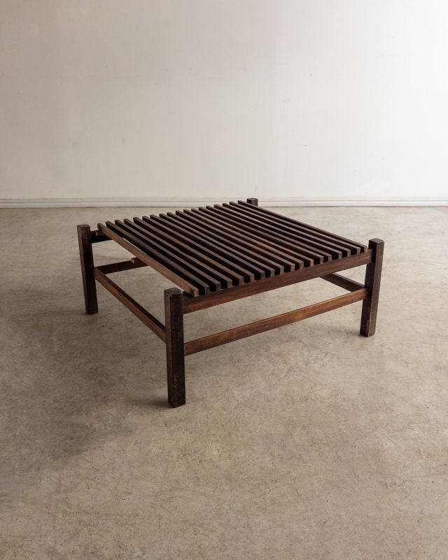 Mesa de Centro Ripada Mesa de Centro Ripada