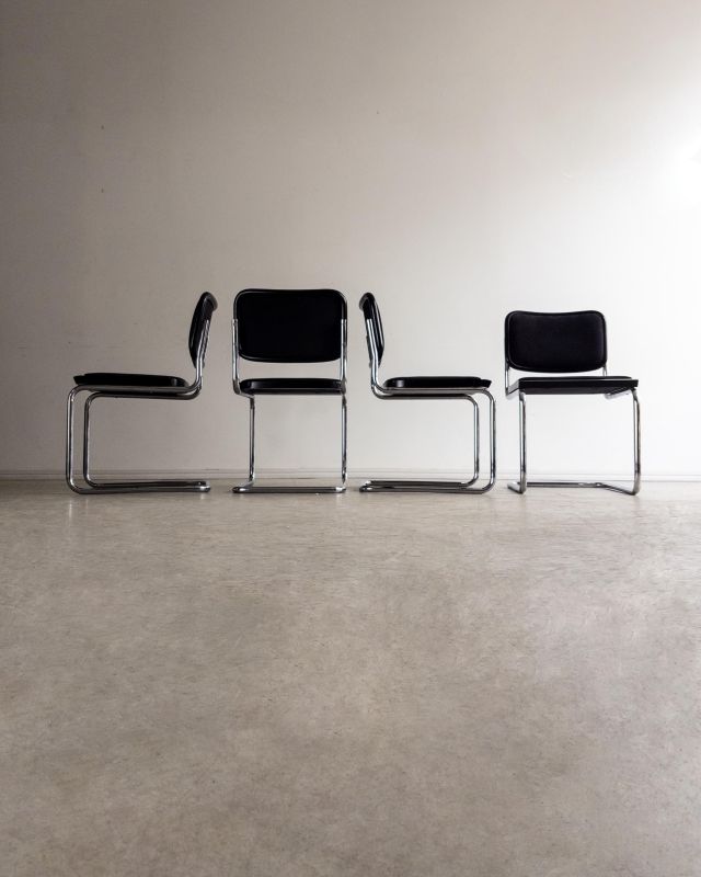 Conjunto de 4 Cadeiras Cescas Conjunto de 4 Cadeiras Cescas