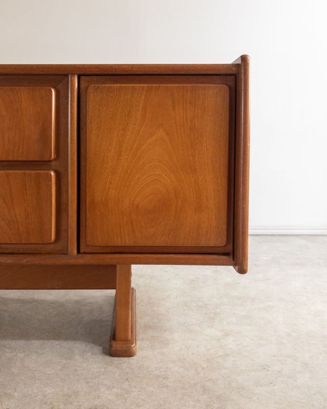 Aparador Brutalista Aparador Brutalista