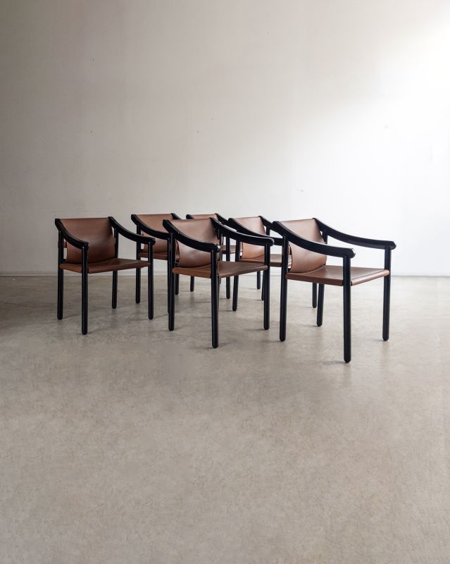 Conjunto de Seis Cadeiras '905'