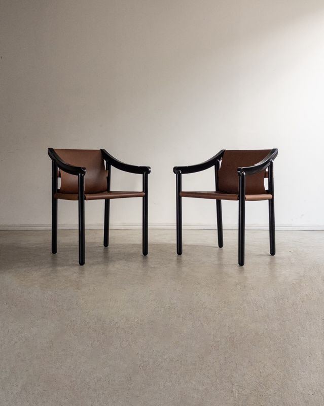 Conjunto de Seis Cadeiras '905'