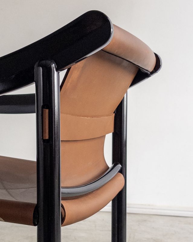 Conjunto de Seis Cadeiras '905'