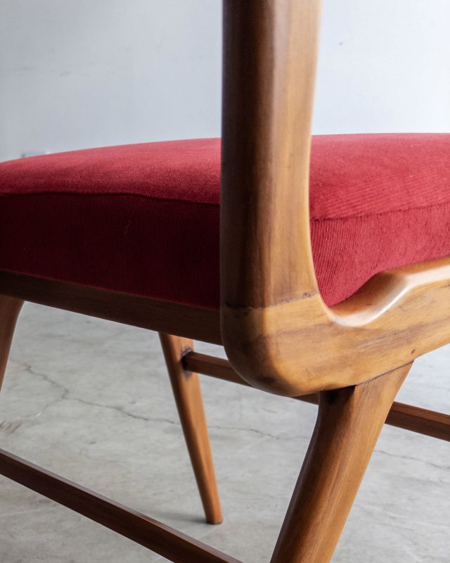 Par de Cadeiras Par de Cadeiras