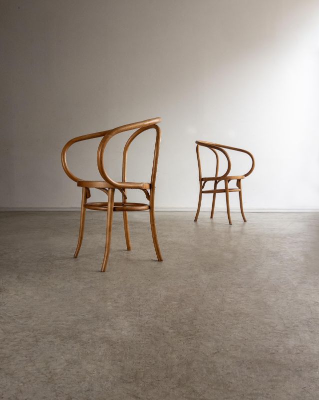 Par de Cadeiras Par de Cadeiras