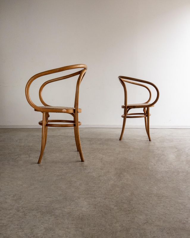 Par de Cadeiras Par de Cadeiras