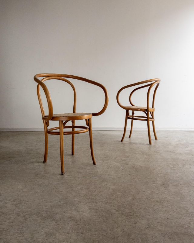 Par de Cadeiras Par de Cadeiras