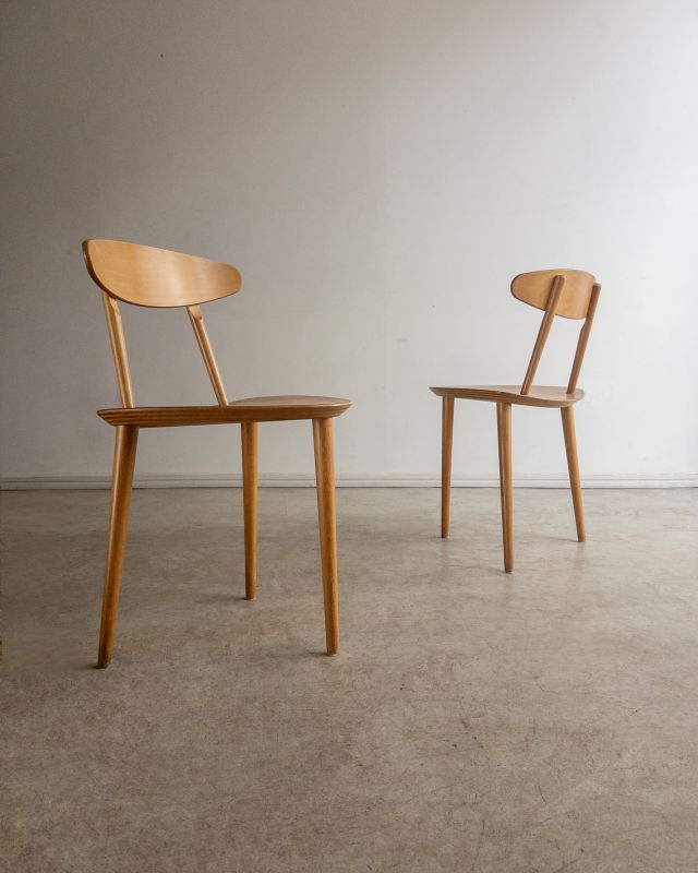 Par de Três Cadeiras 'J107'