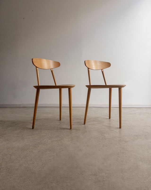 Par de Três Cadeiras 'J107'