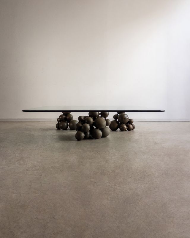 Mesa De Vidro E Ceramica Escultural