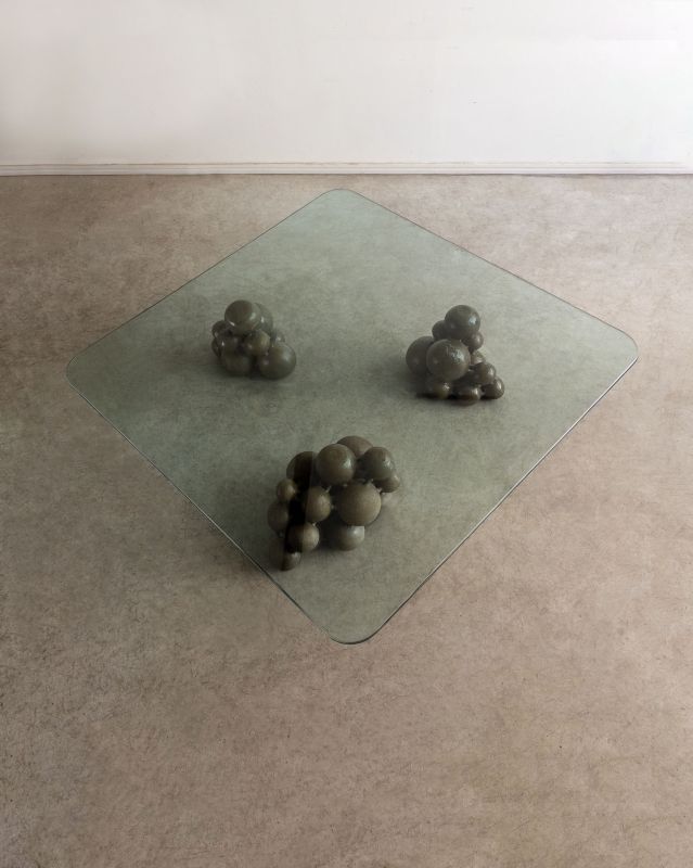 Mesa De Vidro E Ceramica Escultural