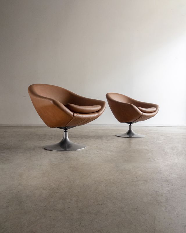 Par de Poltronas Giratórias Par de Poltronas Giratórias