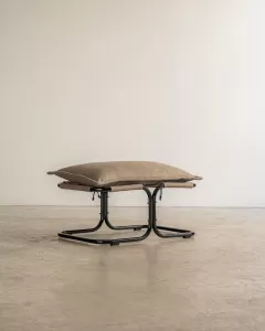 Banqueta em ferro
