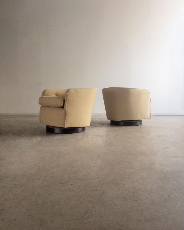 Par de Poltronas Giratórias Par de Poltronas Giratórias