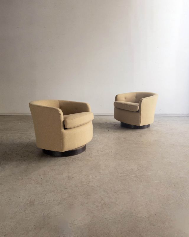 Par de Poltronas Giratórias Par de Poltronas Giratórias