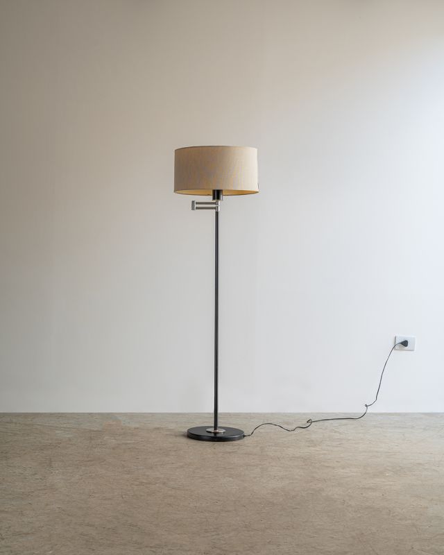 Luminária Articulada Mid-Century Luminária Articulada Mid-Century