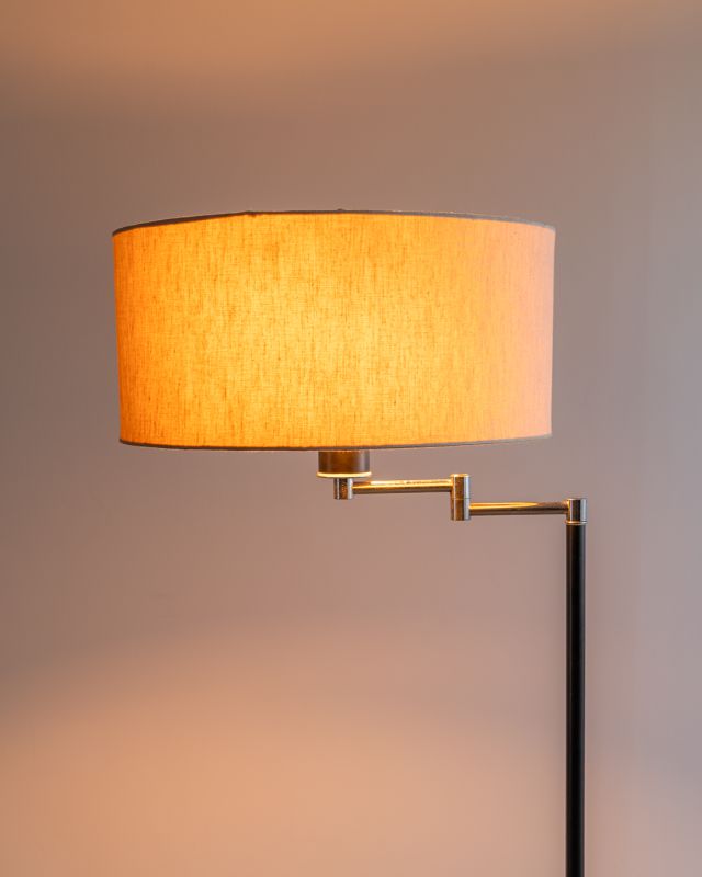 Luminária Articulada Mid-Century Luminária Articulada Mid-Century
