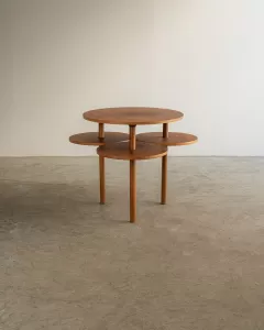 Mesa Lateral Lucrécia