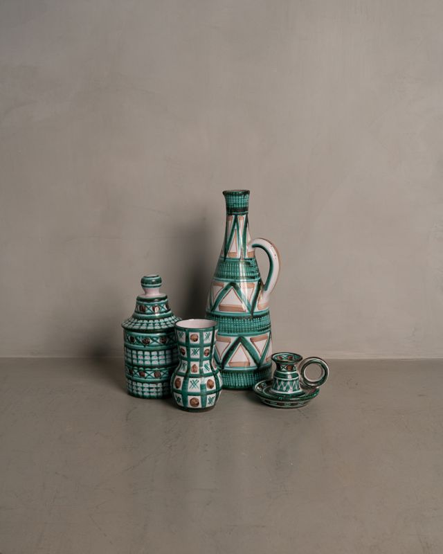 Conjunto de Cerâmicas Conjunto de Cerâmicas