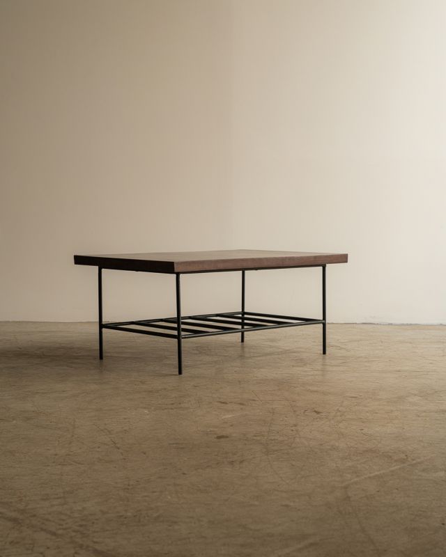 Mesa com Tampo Folheado P Mesa com Tampo Folheado P