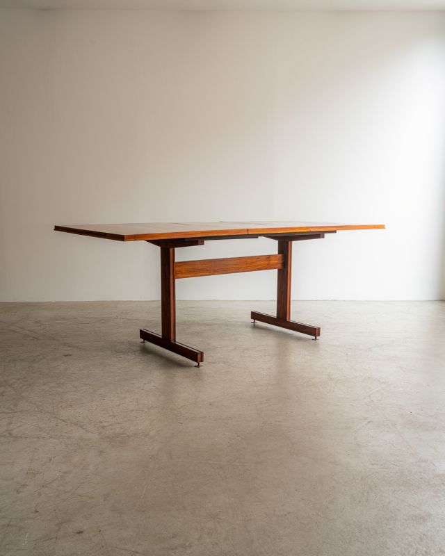 Mesa de Jantar Extensível Mesa de Jantar Extensível
