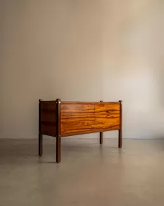 Cômoda 