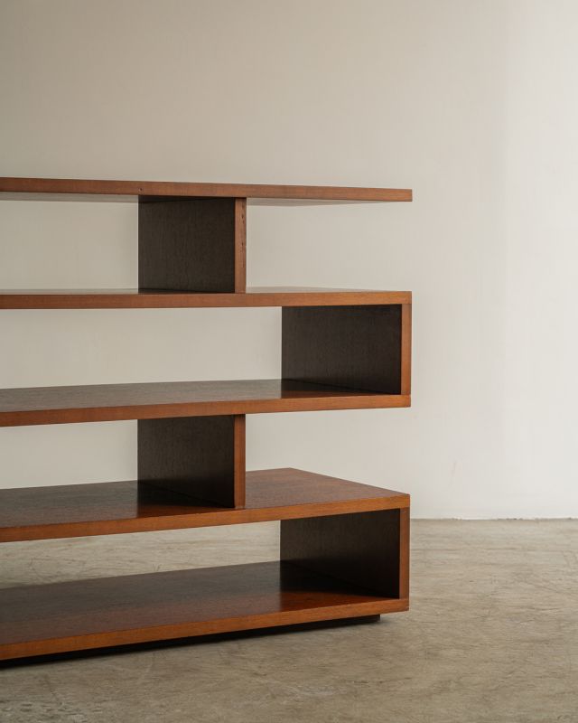 Estante Mid Century