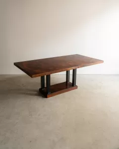 Mesa de Jantar com Tampo em Rádica