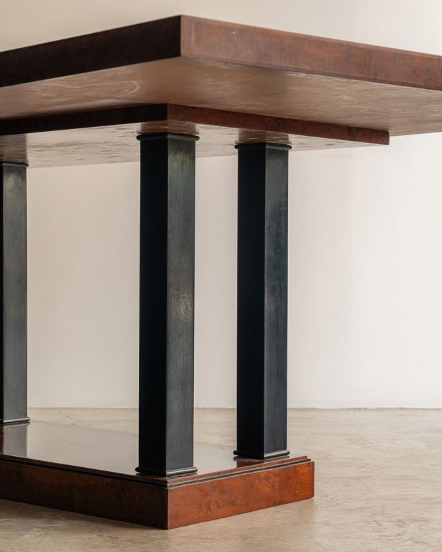 Mesa de Jantar com Tampo em Rádica Mesa de Jantar com Tampo em Rádica