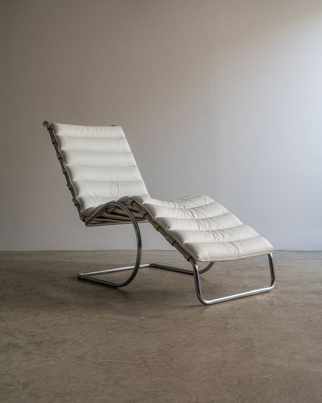 Chaise MR 242