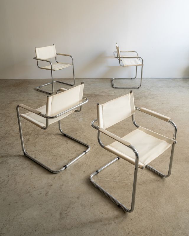 Conjunto de 4 Cadeiras Cantilever S34