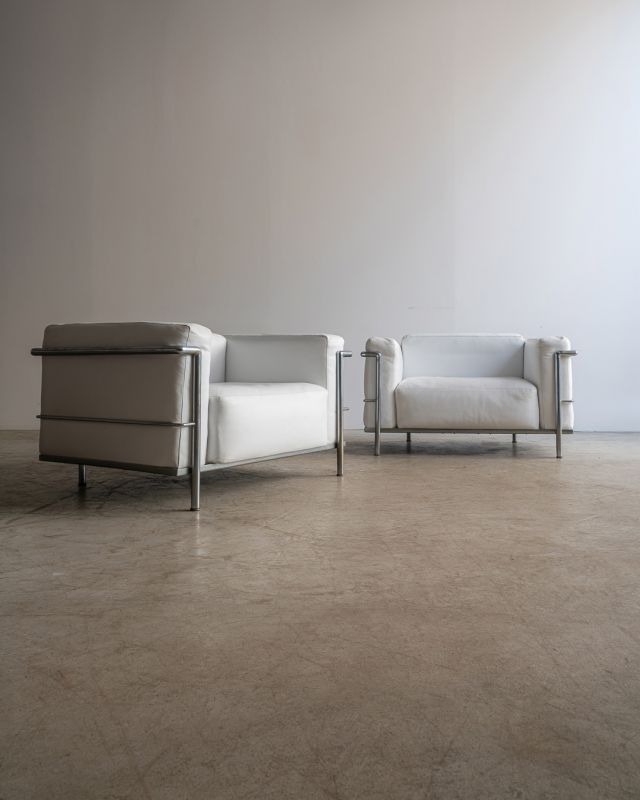 Par de Poltronas LC3 Par de Poltronas LC3