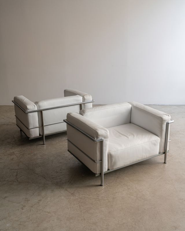 Par de Poltronas LC3 Par de Poltronas LC3